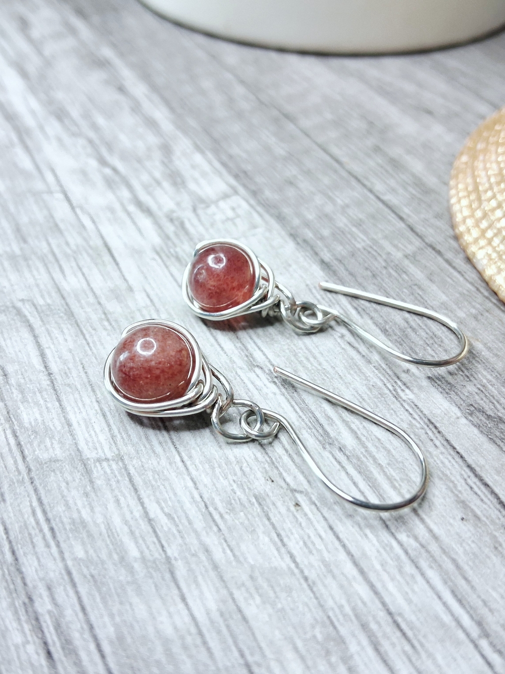 Dainty Strawberry Quartz Gemstone Earrings - Picture 2 of 3